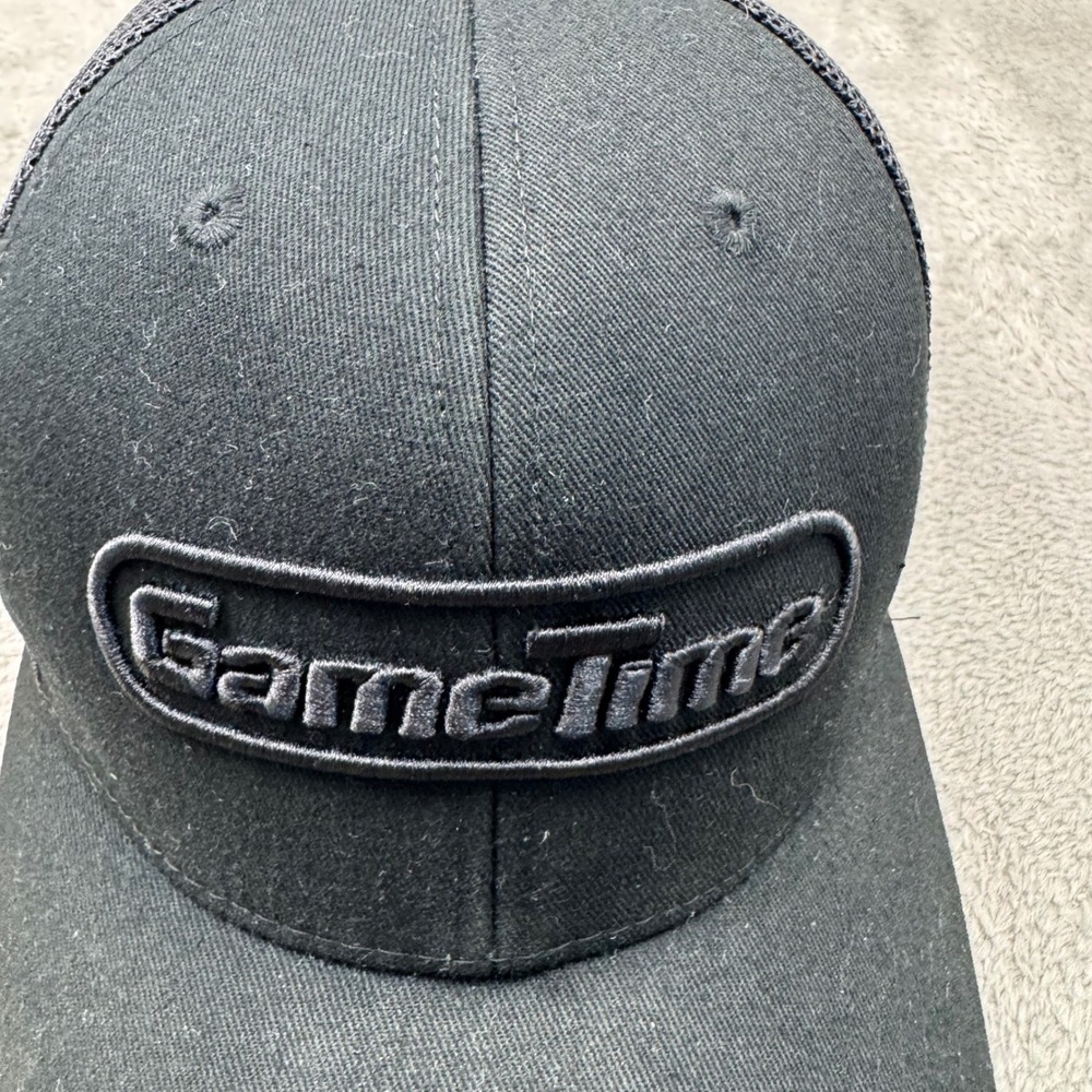 GameTime Trucker Hat Men OSFM Black Excellent Mesh Back Snapback Logo Cap - Picture 3 of 10